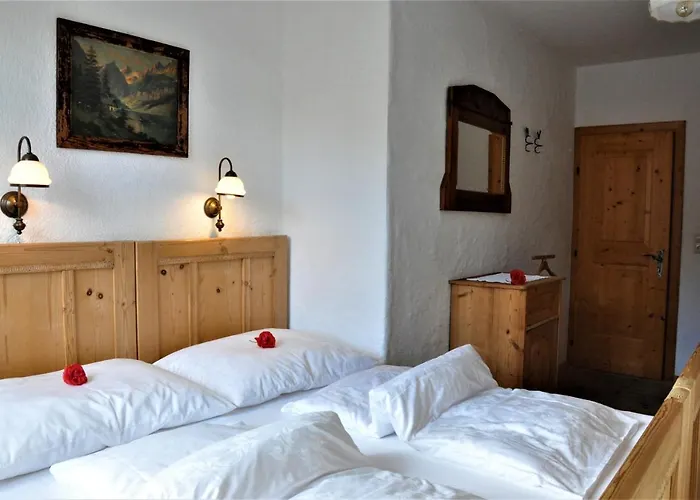 Vier Jahreszeiten * Ладис