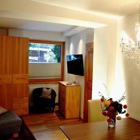 Vier Jahreszeiten * Ladis