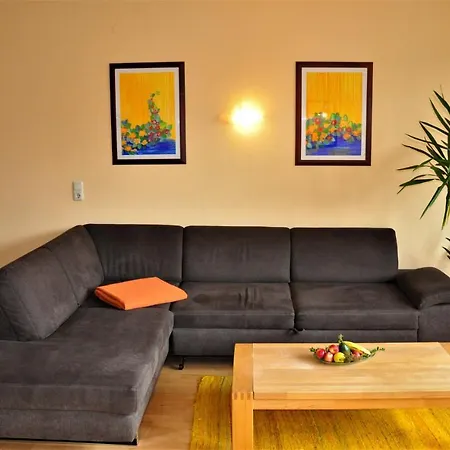 Vier Jahreszeiten Ladis